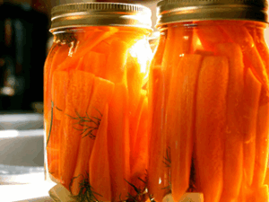 Pickled Carrots (16oz)